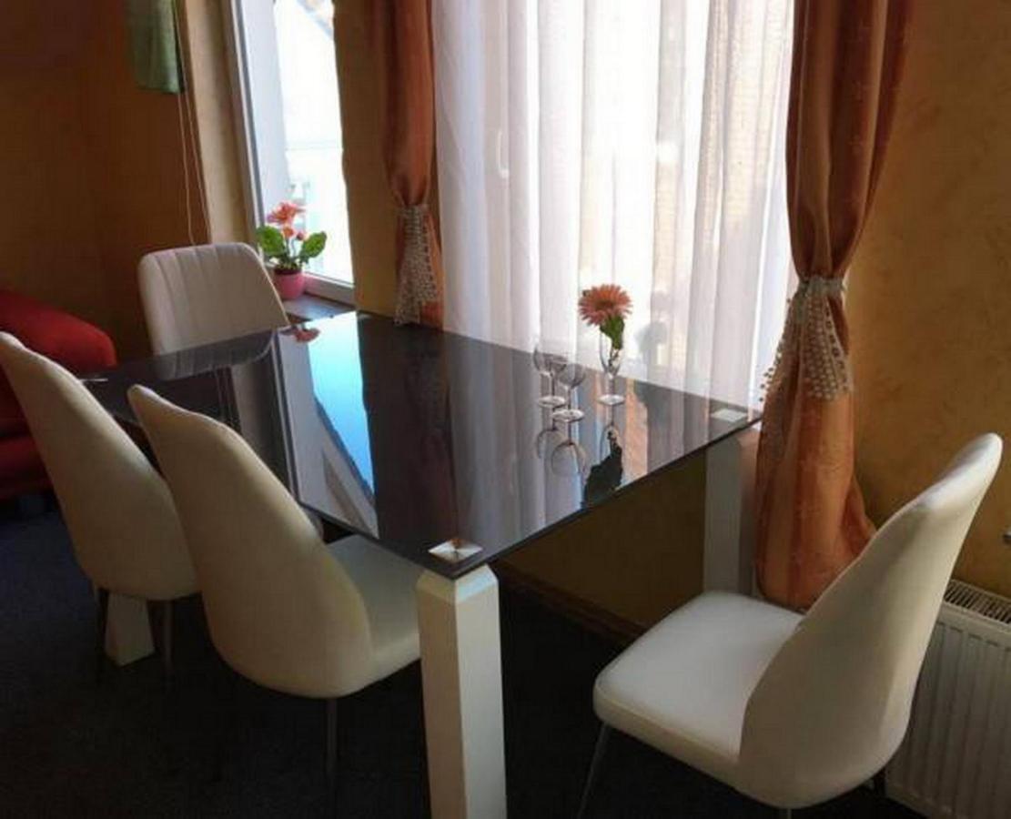 Apartment Am Park Ольденбург Екстер'єр фото